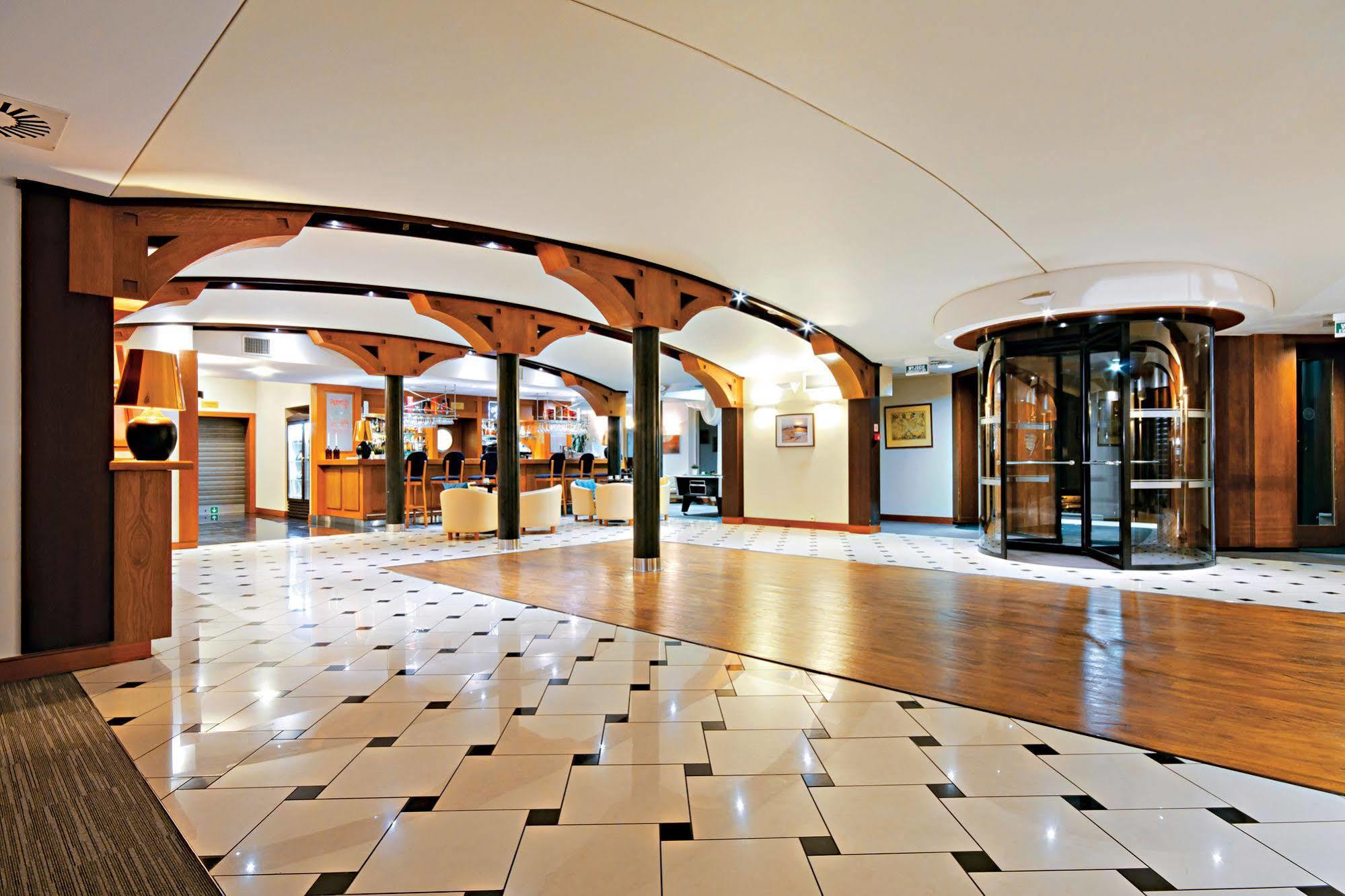 Leba Hotel & Spa Eksteriør billede