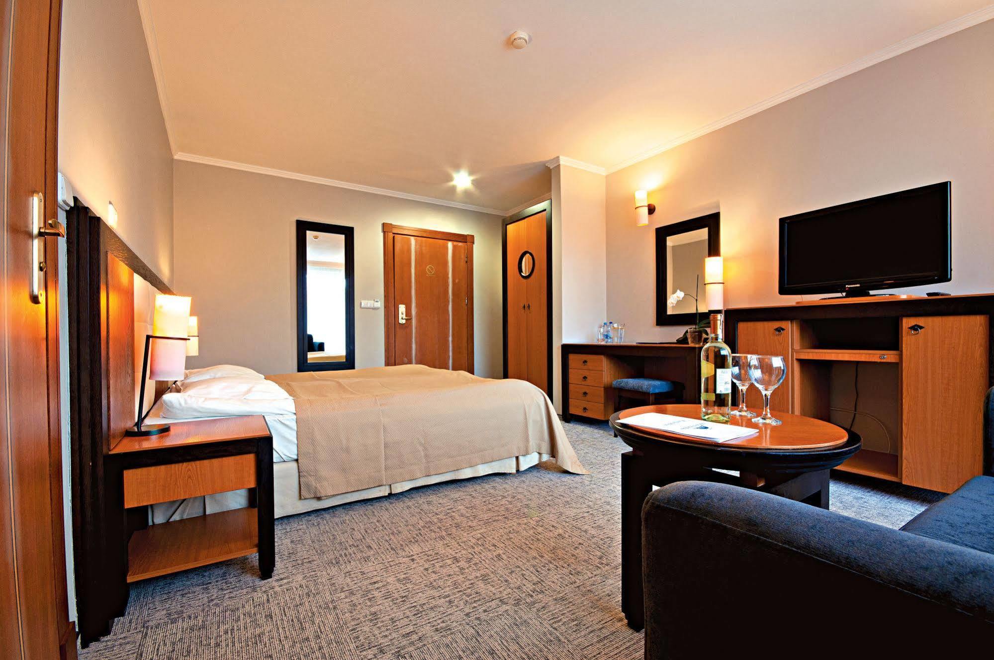 Leba Hotel & Spa Eksteriør billede