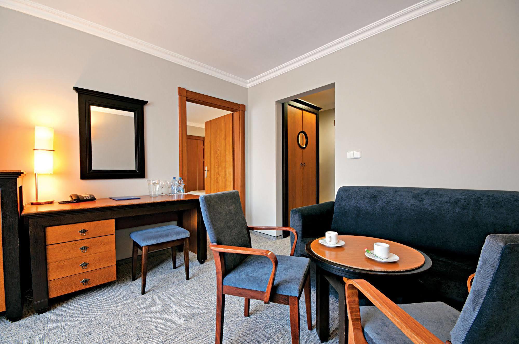 Leba Hotel & Spa Eksteriør billede